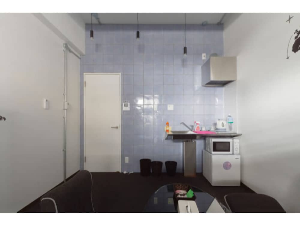 ツインルーム 禁煙 専用簡易キッチン1 | The Wonder At Stay - 弁天町 -