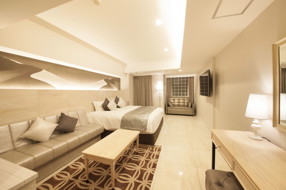 スーペリア ダブルルーム 禁煙 (キングベッド1台)<大人3名様よりエクストラベッドをご用意> 客室4 | ザ・センチュリオンホテル クラシック赤坂