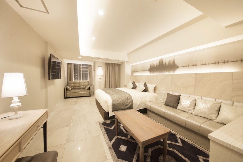 スーペリア ダブルルーム 禁煙 (キングベッド1台)<大人3名様よりエクストラベッドをご用意> 客室7 | ザ・センチュリオンホテル クラシック赤坂