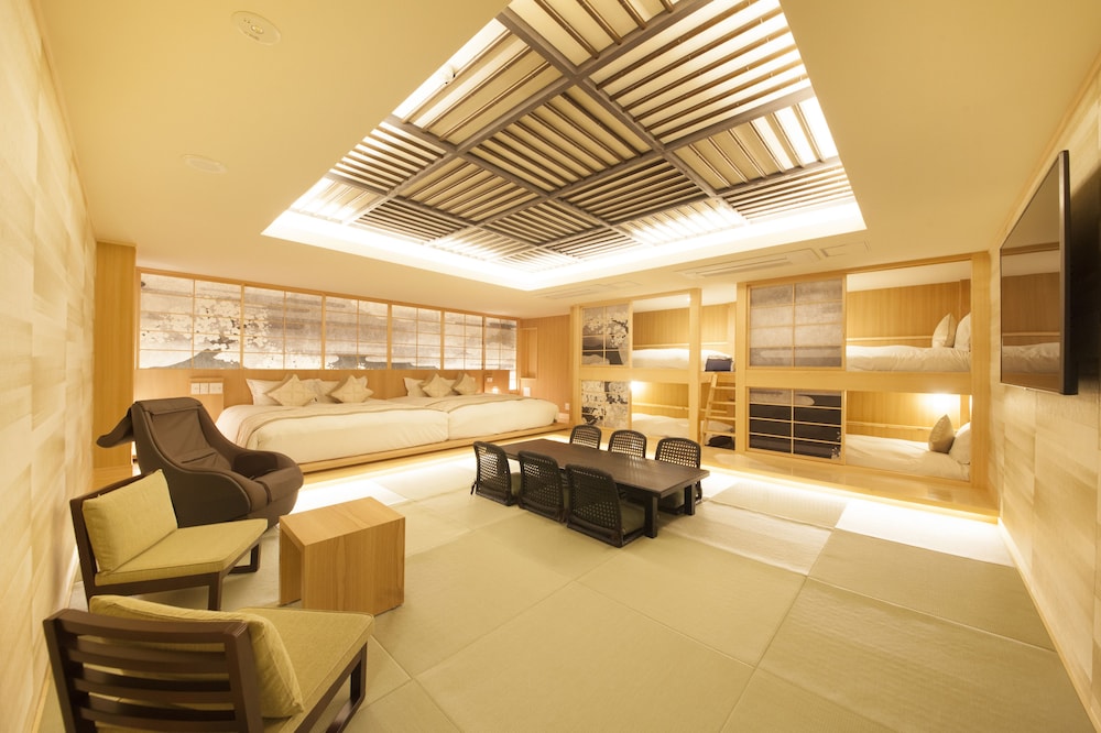 プレミアムファミリー和スイートルーム 禁煙 (キングベッド2台) 客室4 | ザ・センチュリオンホテル クラシック赤坂