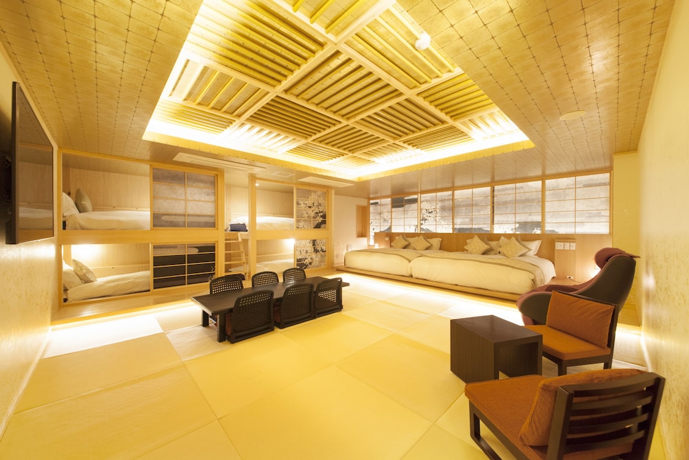 プレミアムファミリー和スイートルーム 禁煙 (キングベッド2台) | ザ・センチュリオンホテル クラシック赤坂