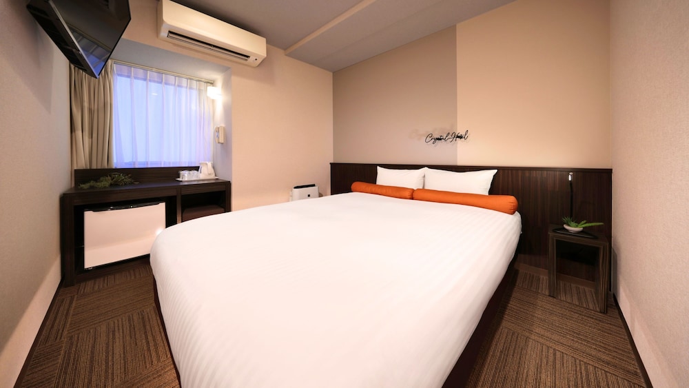 スタンダード ルーム セミダブルベッド 1 台 禁煙 (13平米) | 日本橋クリスタルホテル
