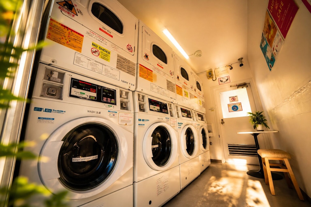 洋室 2名利用 共用バスルーム 客室の設備とサービス0 | サクラホテル日暮里