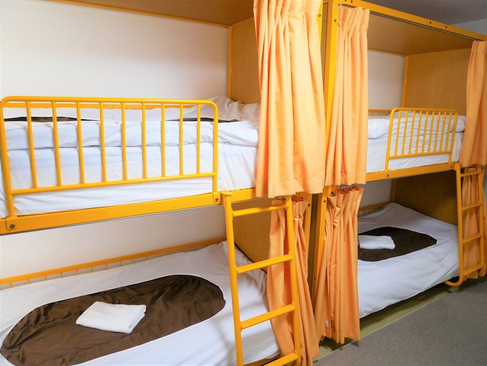 ベーシック ルーム 4 ベッドルーム 客室2 | サクラホテル日暮里