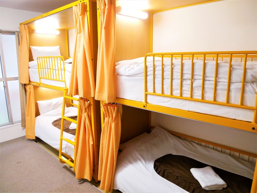 ベーシック ルーム 4 ベッドルーム | サクラホテル日暮里