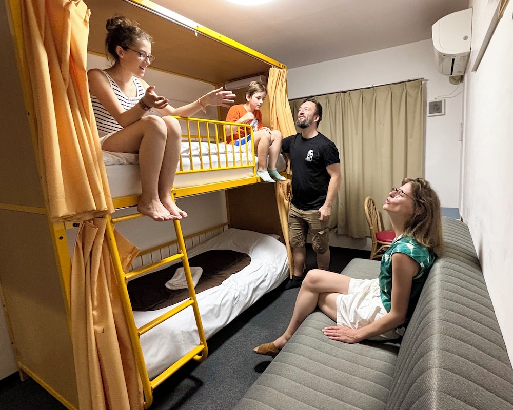 洋室 3名利用 共用バスルーム 客室2 | サクラホテル日暮里