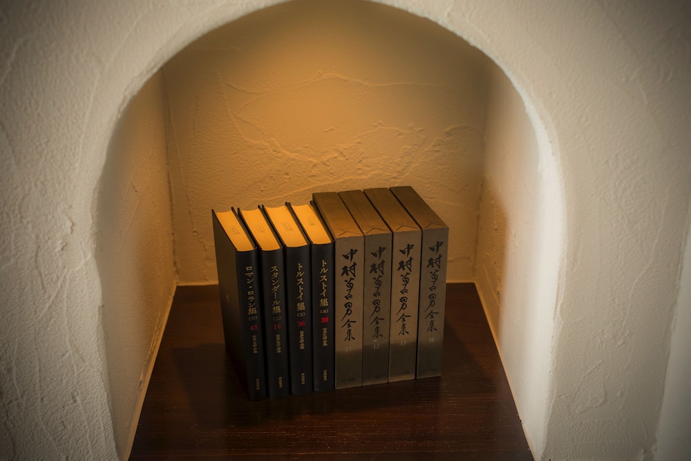 スタンダード 4 人部屋 禁煙 テラス 客室4 | 蓼科 親湯温泉