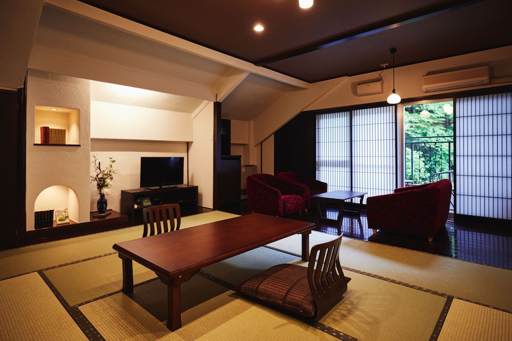 4 人部屋 禁煙 テラス | 蓼科 親湯温泉