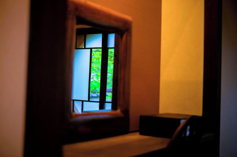 和韓室　『瑠璃』 客室4 | 湯富里の宿 一壷天