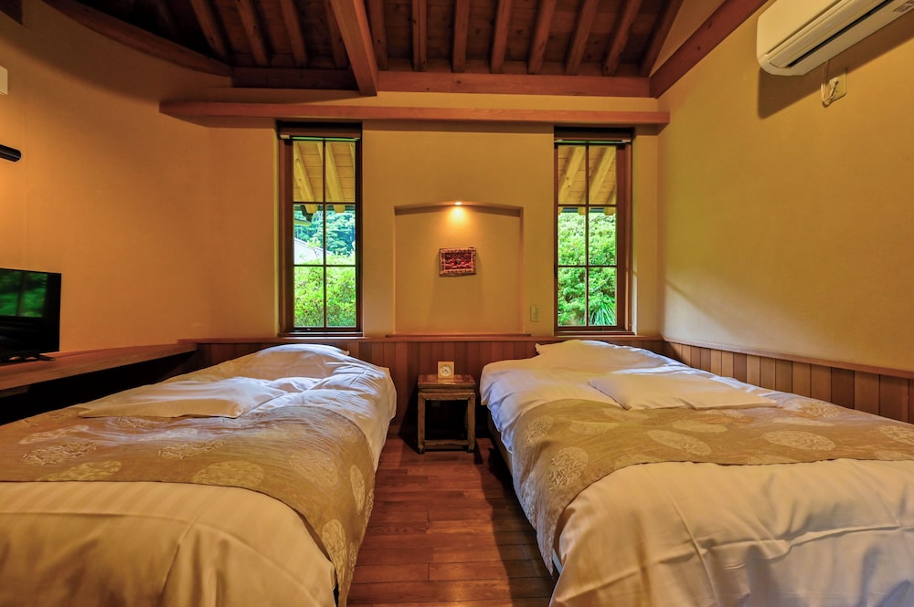 和洋室　バリアフリー　由布岳ビュー　『石竹』 客室4 | 湯富里の宿 一壷天