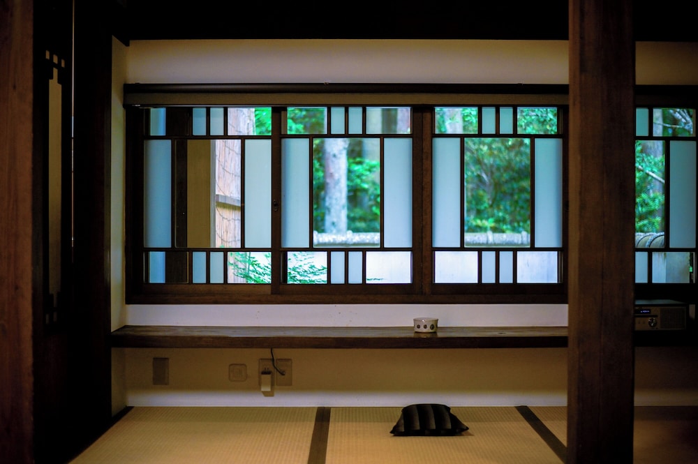 和室 『萌黄』 客室6 | 湯富里の宿 一壷天