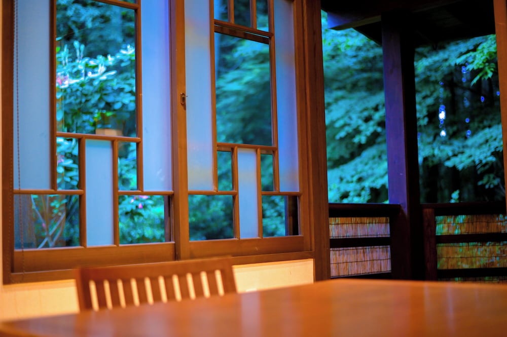 和室 『真朱』 客室3 | 湯富里の宿 一壷天