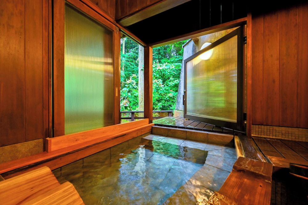 和韓室　『瑠璃』 バスルーム0 | 湯富里の宿 一壷天