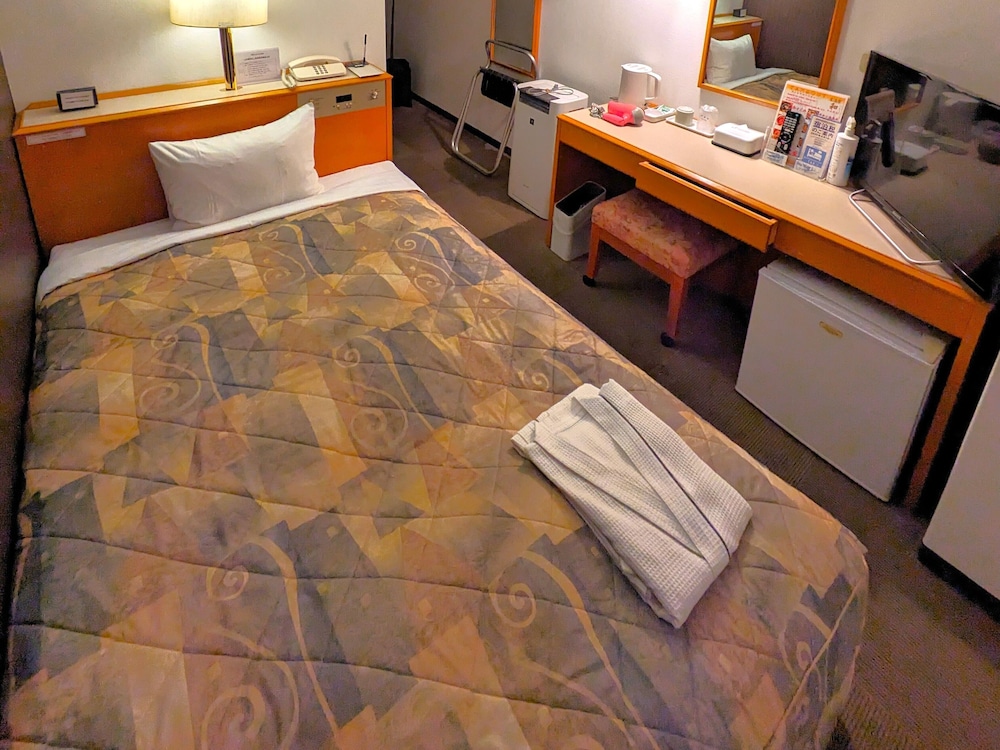 セミダブルルーム 禁煙 客室12 | プラザホテル直方