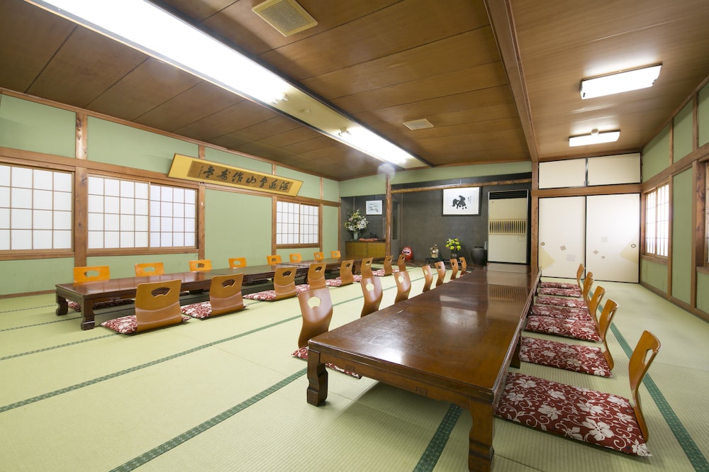 会議室1 | 愛知渥美半島 魚と貝のうまい店 お食事・旅館 玉川 会議室1 | 愛知渥美半島 魚と貝のうまい店 お食事・旅館 玉川