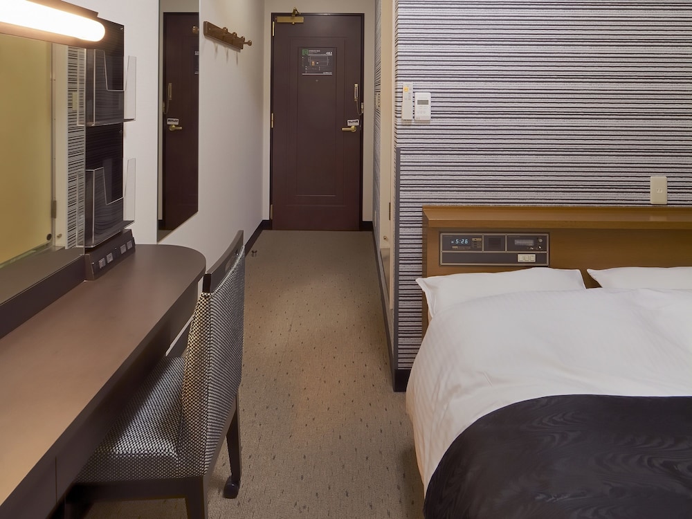 セミダブルルーム禁煙 | アパホテル〈岐阜羽島駅前〉