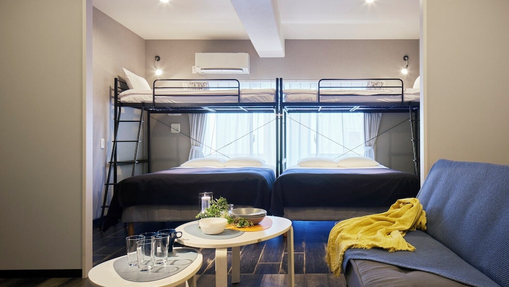 スーペリアファミリーロフトベットルーム（Ｂ） 客室2 | Minn 十三