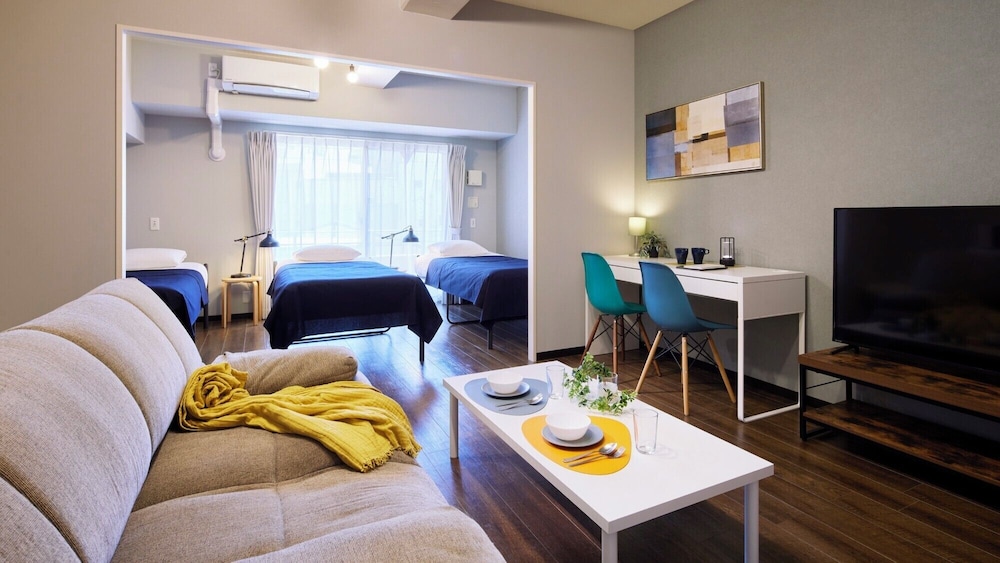 スーペリアファミリールーム 客室3 | Minn 十三