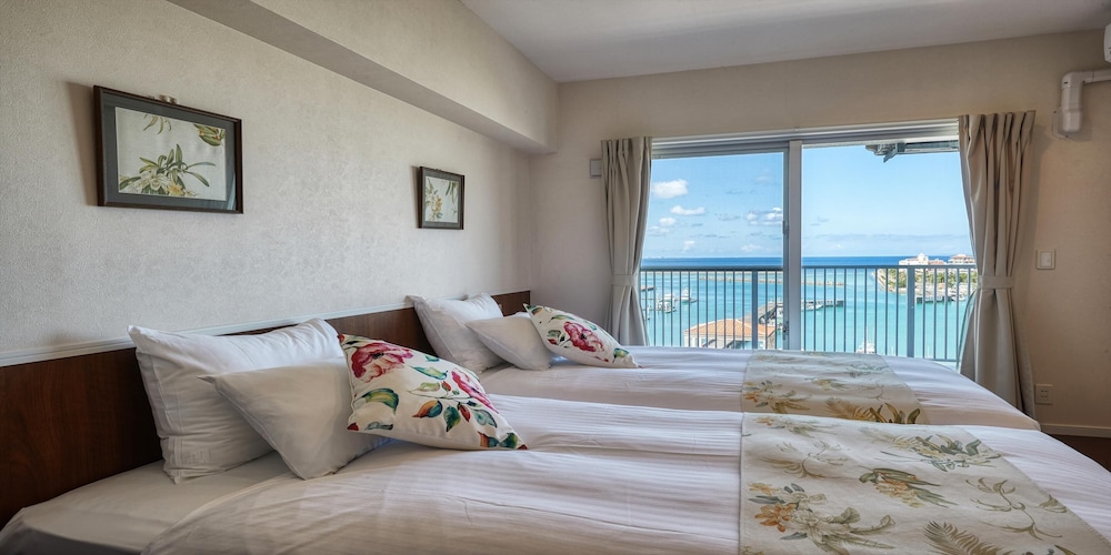 ファミリー ルーム 禁煙 客室7 | シーサイドコンドミニアム ラナ北谷