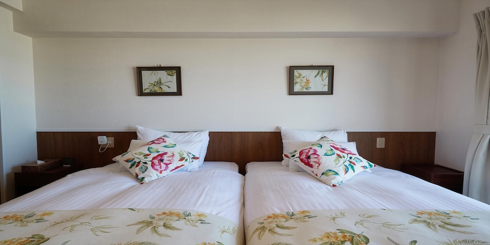 ファミリー ルーム 禁煙 客室10 | シーサイドコンドミニアム ラナ北谷