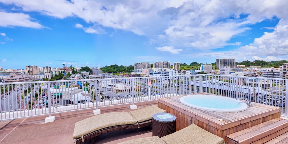 ファミリー ルーム 禁煙 客室53 | シーサイドコンドミニアム ラナ北谷