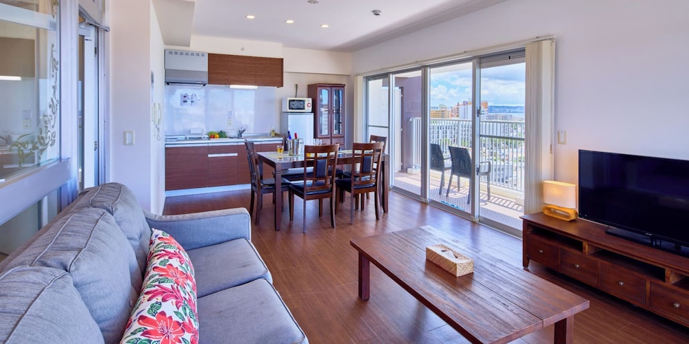 ファミリー ルーム 禁煙 客室44 | シーサイドコンドミニアム ラナ北谷