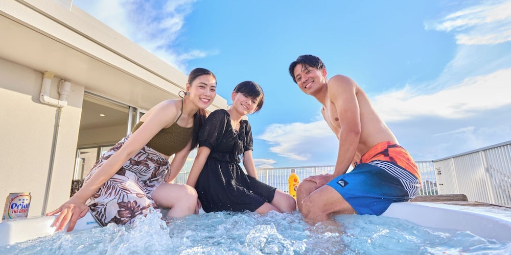 ファミリー ルーム 禁煙 客室40 | シーサイドコンドミニアム ラナ北谷