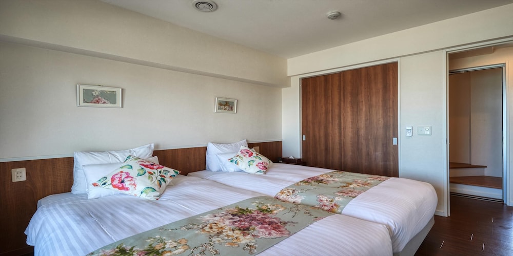 ファミリー ルーム 禁煙 客室6 | シーサイドコンドミニアム ラナ北谷