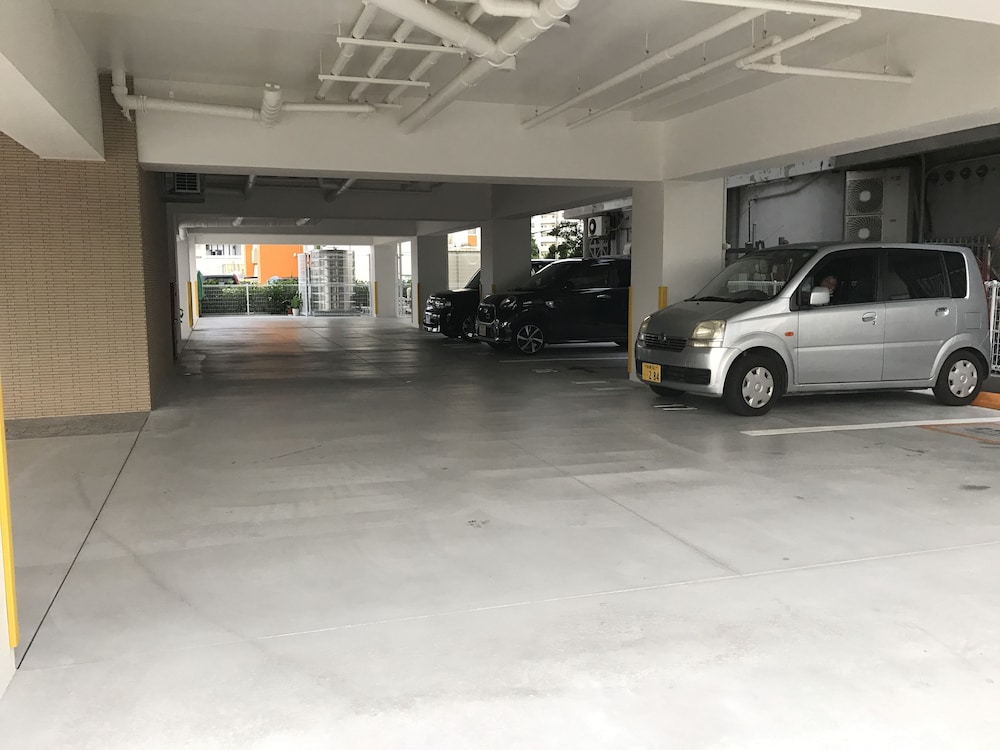 駐車場1 | シーサイドコンドミニアム ラナ北谷 駐車場1 | シーサイドコンドミニアム ラナ北谷