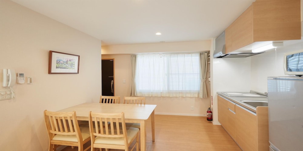 トラディショナル ルーム 禁煙 (Japanese Style, No View) 客室4 | シーサイドコンドミニアム ラナ北谷