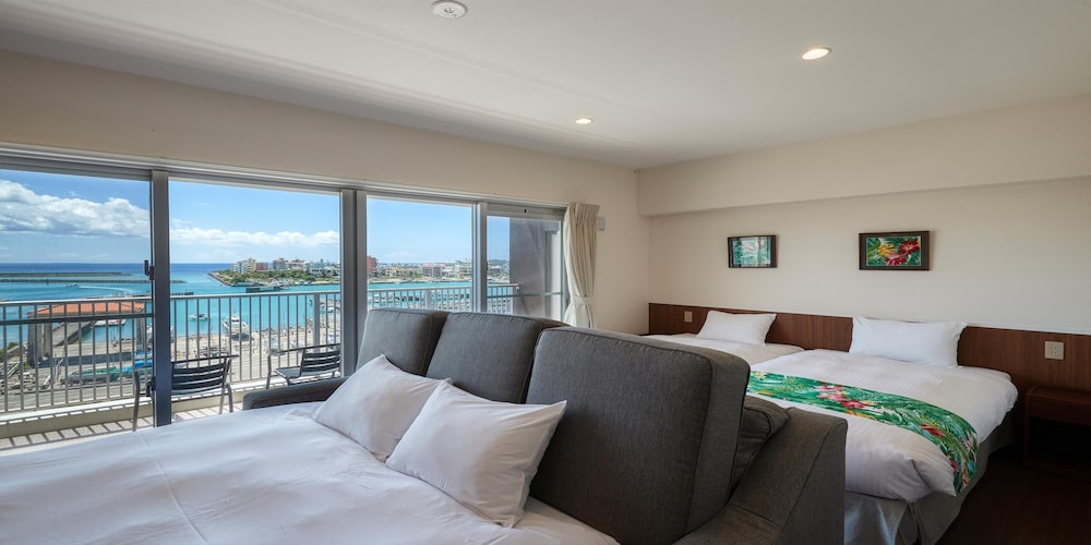 スーペリア ツインルーム 禁煙 ハーバービュー 客室20 | シーサイドコンドミニアム ラナ北谷