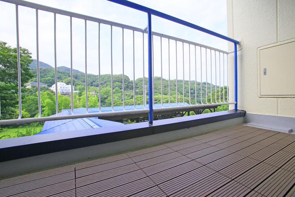 カジュアルルーム 2階 or 3階 エレベーターなし 山側 禁煙 バルコニー0 | ペンション白浜 ビッグフィッシャー・クラブ