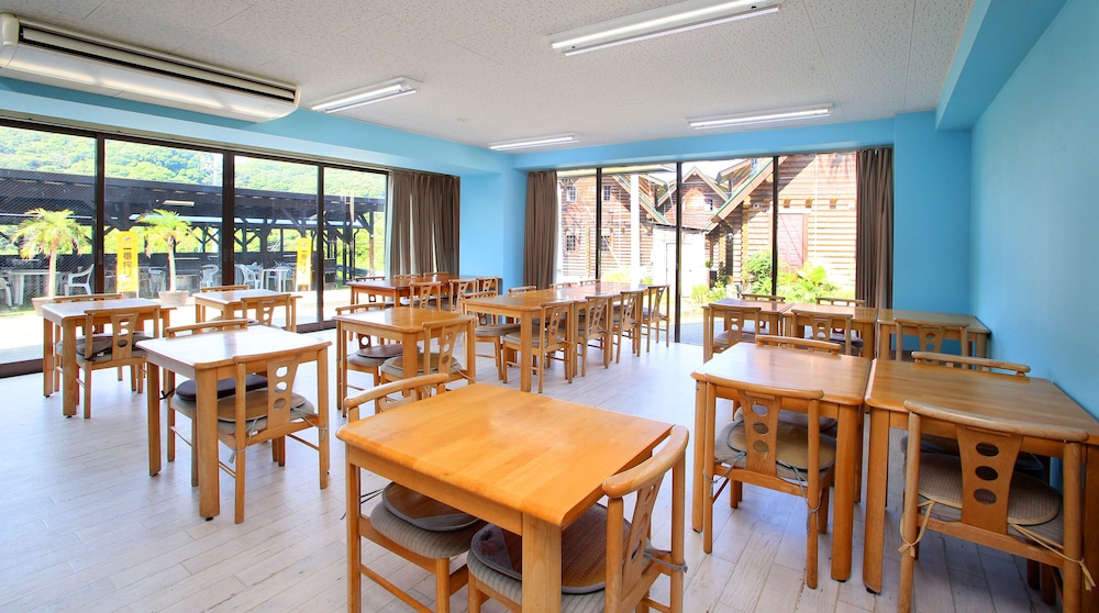 レストラン1 | ペンション白浜 ビッグフィッシャー・クラブ レストラン1 | ペンション白浜 ビッグフィッシャー・クラブ