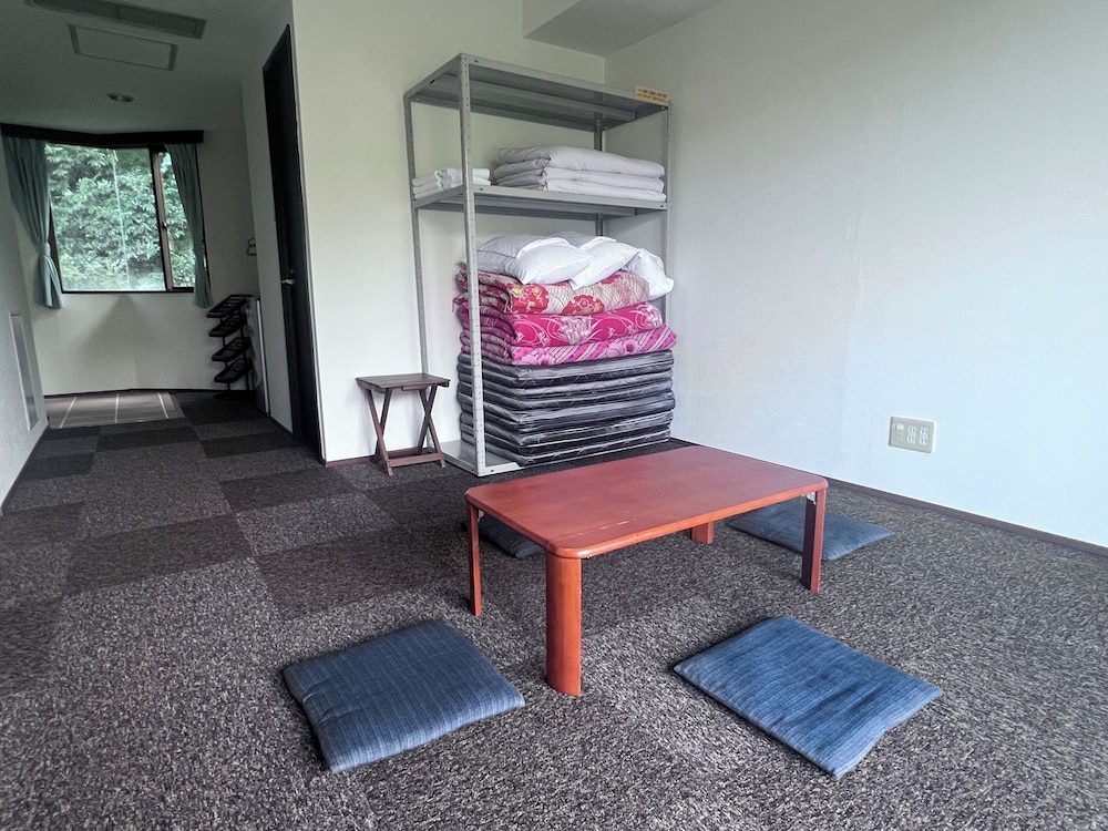 カジュアルルーム 2階 or 3階 エレベーターなし 山側 禁煙 | ペンション白浜 ビッグフィッシャー・クラブ