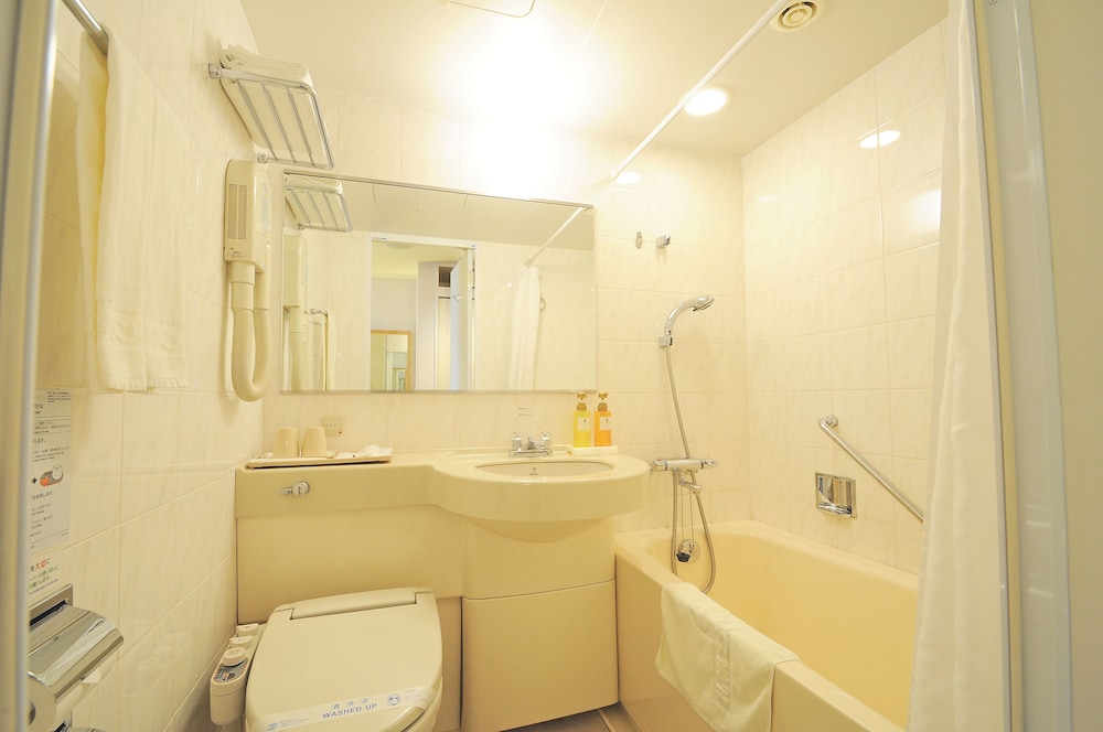 ツインルーム (喫煙) バスルーム0 | ホテル札幌サンプラザ