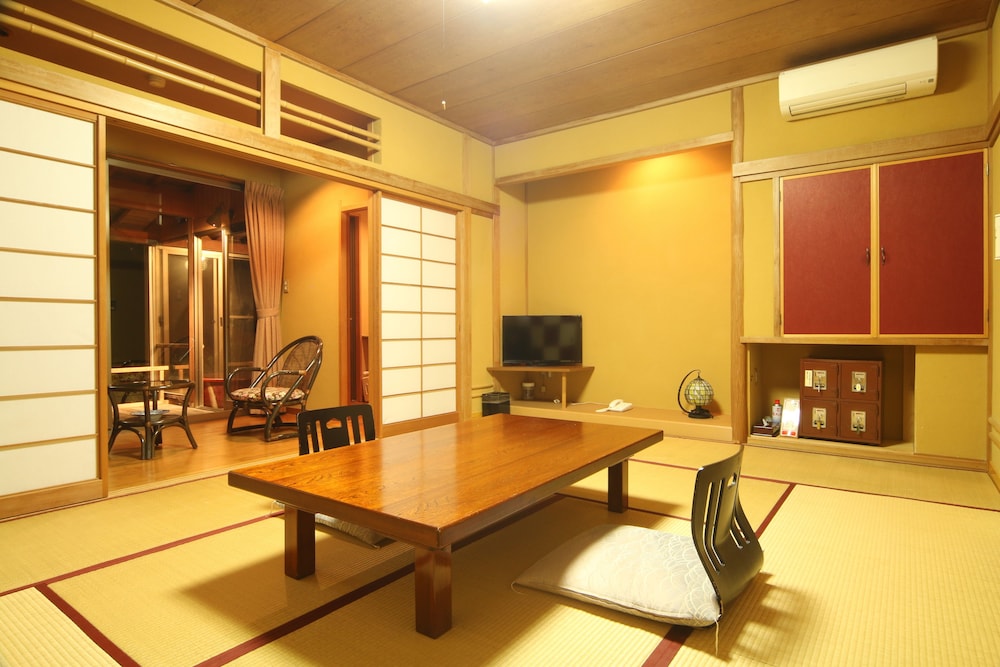 客室1 | 伊豆最大の大滝　ＡＭＡＧＩＳＯ-天城荘-［LIBERTY RESORT］