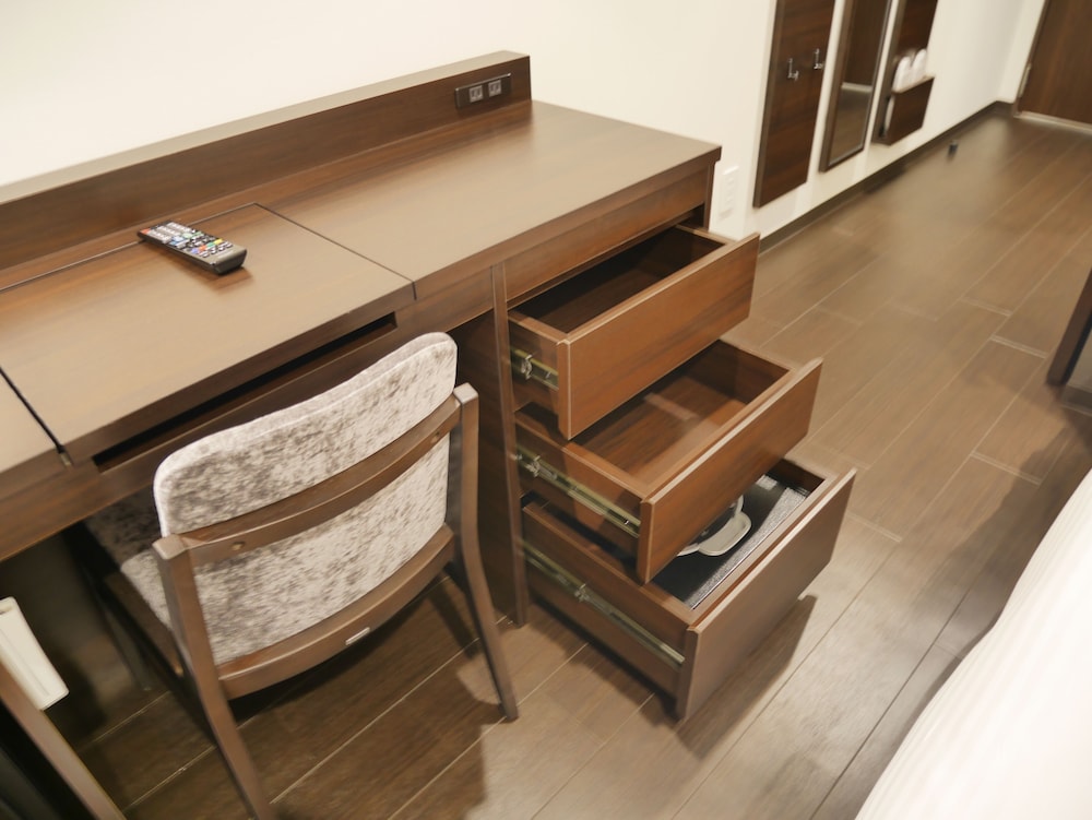 ユニバーサル 禁煙 ユニットバス 客室2 | レッドルーフイン&スイーツ大阪難波・日本橋