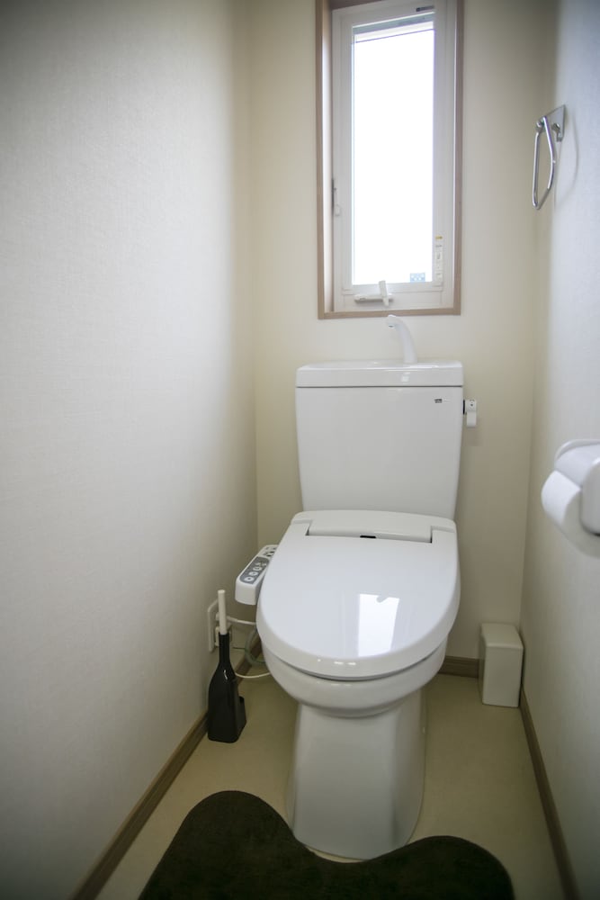 5ベッドルーム ハウス(一棟貸し） バスルーム0 | 貸別荘 KOKO