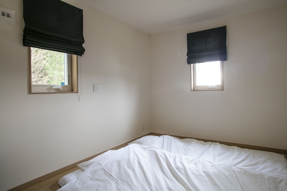 5ベッドルーム ハウス(一棟貸し） 客室3 | 貸別荘 KOKO