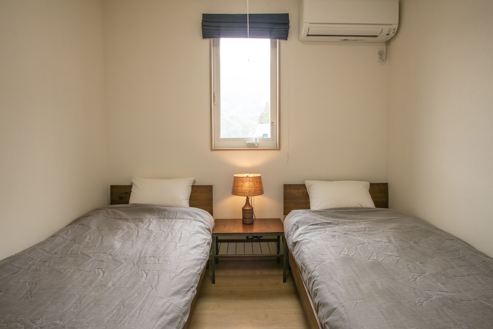 5ベッドルーム ハウス(一棟貸し） | 貸別荘 KOKO