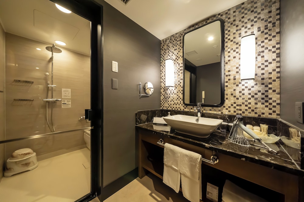 ラグジュアリー ツインルーム バスルーム0 | ホテルモントレ姫路