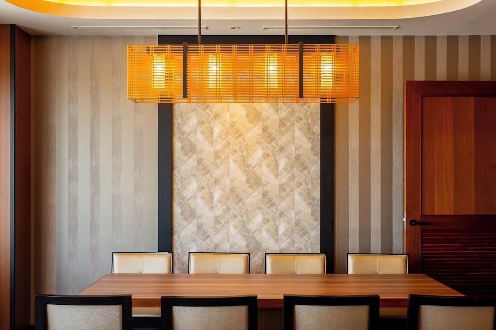 ロイヤルスイートルーム 禁煙 客室3 | ホテルモントレ姫路