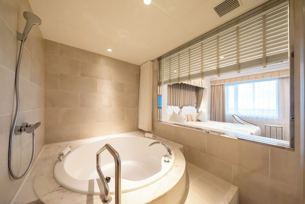 プレミアムスイートルーム 禁煙 バスルーム0 | ホテルモントレ姫路