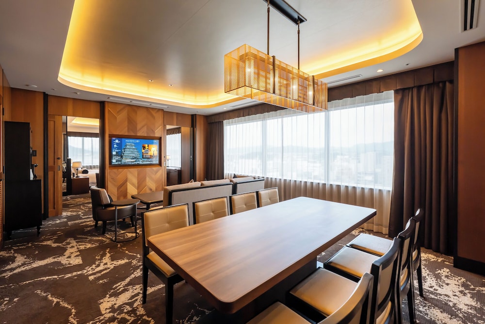 ロイヤルスイートルーム 禁煙 客室1 | ホテルモントレ姫路