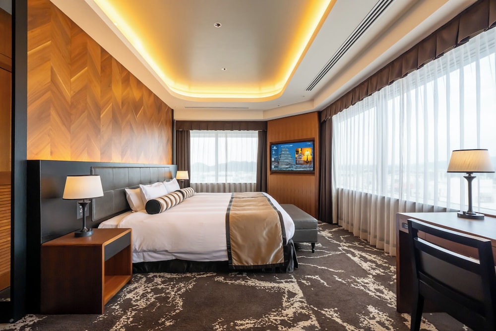 ロイヤルスイートルーム 禁煙 | ホテルモントレ姫路