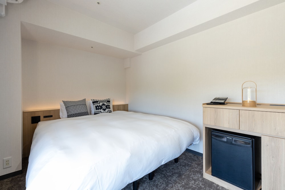 スーペリア ダブルルーム | ホテル ザ・ネスタ＆スパ