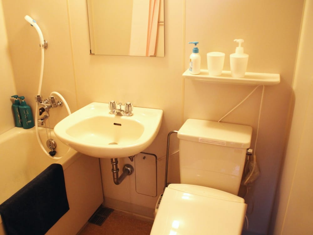 スタンダード和室 シティービュー バスルーム0 | 門前おかげ楼