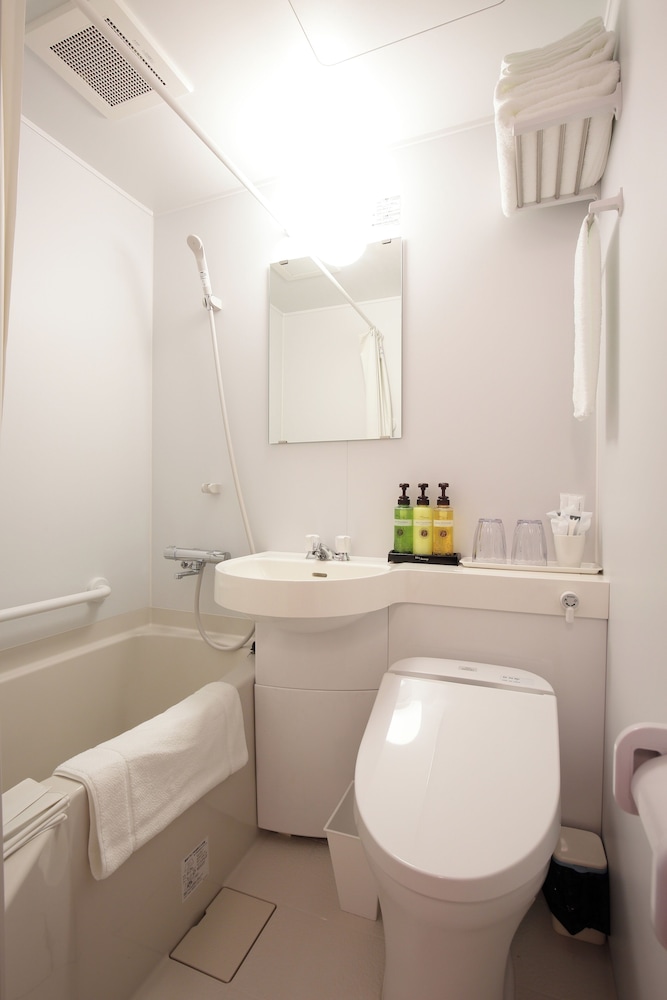 コンパクトツイン 禁煙 バスルーム0 | ログホテル ザ メープルロッジ