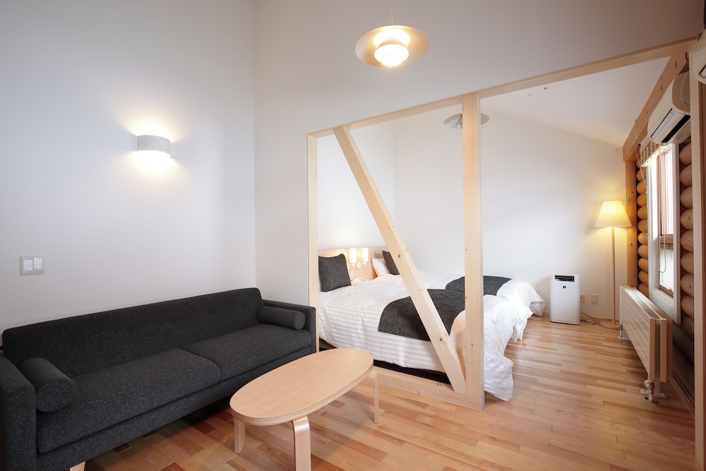 メープルツイン (バスタブ付) 禁煙 客室2 | ログホテル ザ メープルロッジ