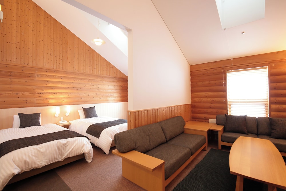 スイート ホワイトバーチ 禁煙 (サウナ付) 客室2 | ログホテル ザ メープルロッジ